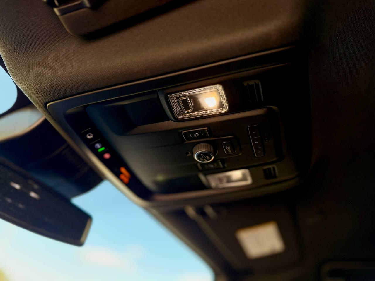 Chevrolet Suburban 1500 LT 2023