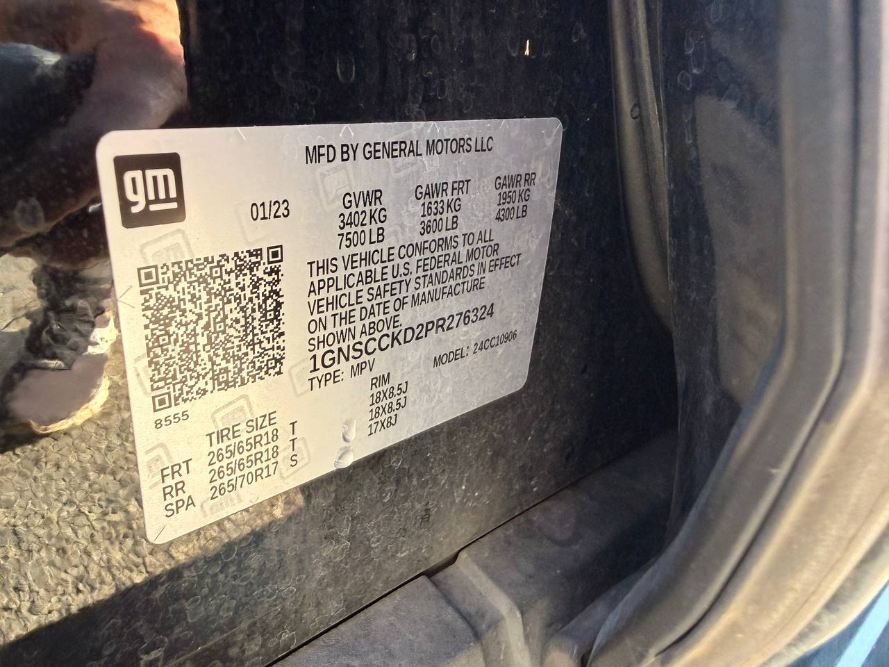 Chevrolet Suburban 1500 LT 2023