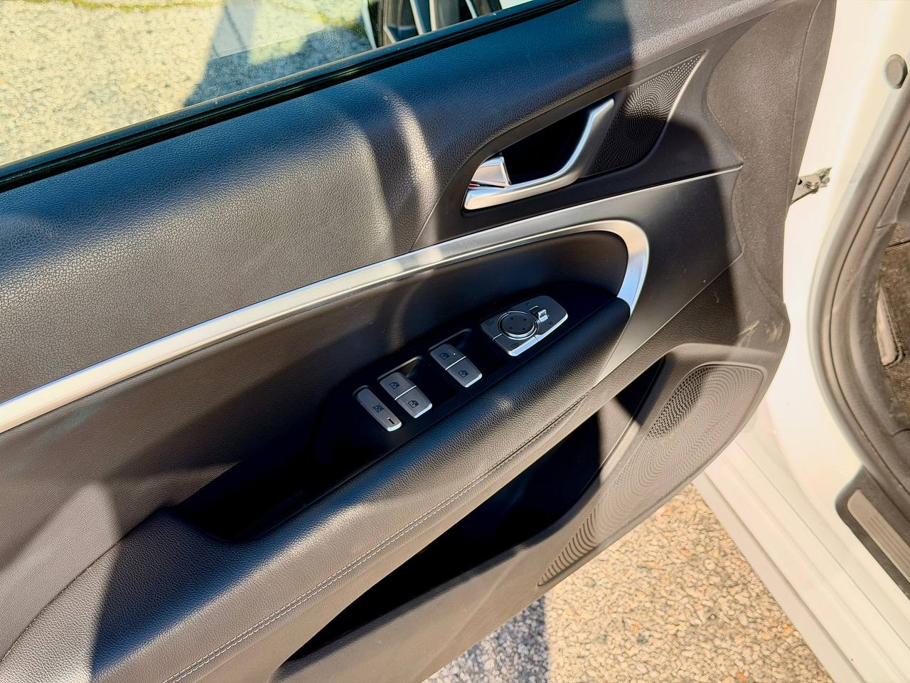 Genesis G70 2.5T 2025