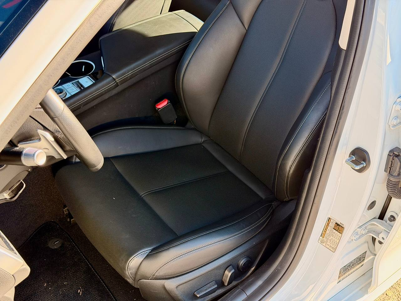 Genesis G70 2.5T 2025