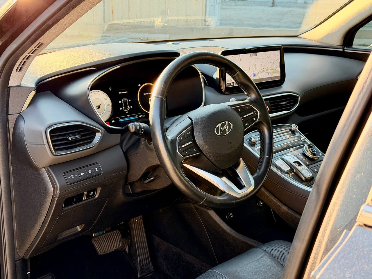 Hyundai Santa Fe Limited 2022