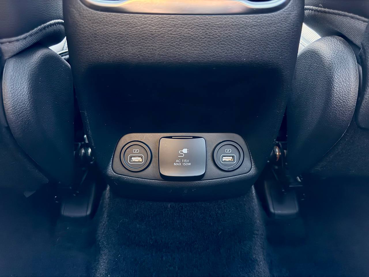 Hyundai Santa Fe Limited 2022