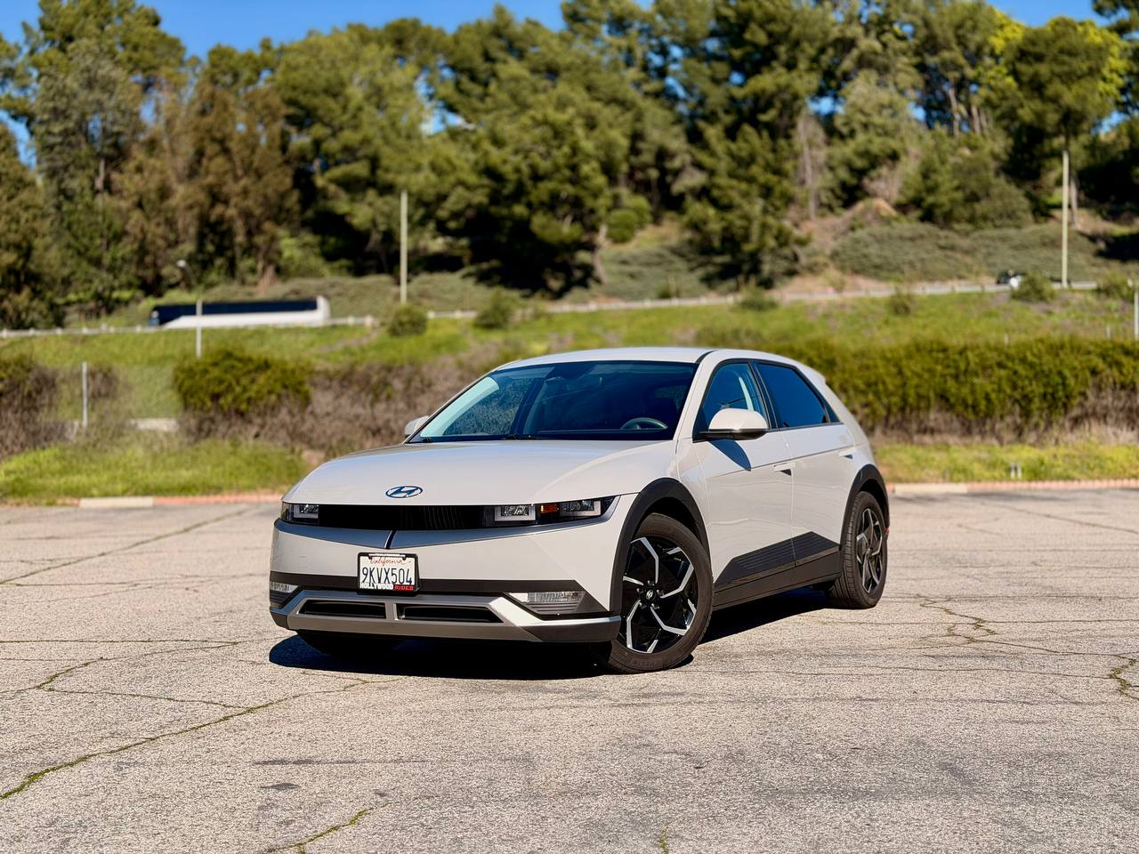 2024 Hyundai Ioniq 5 SE