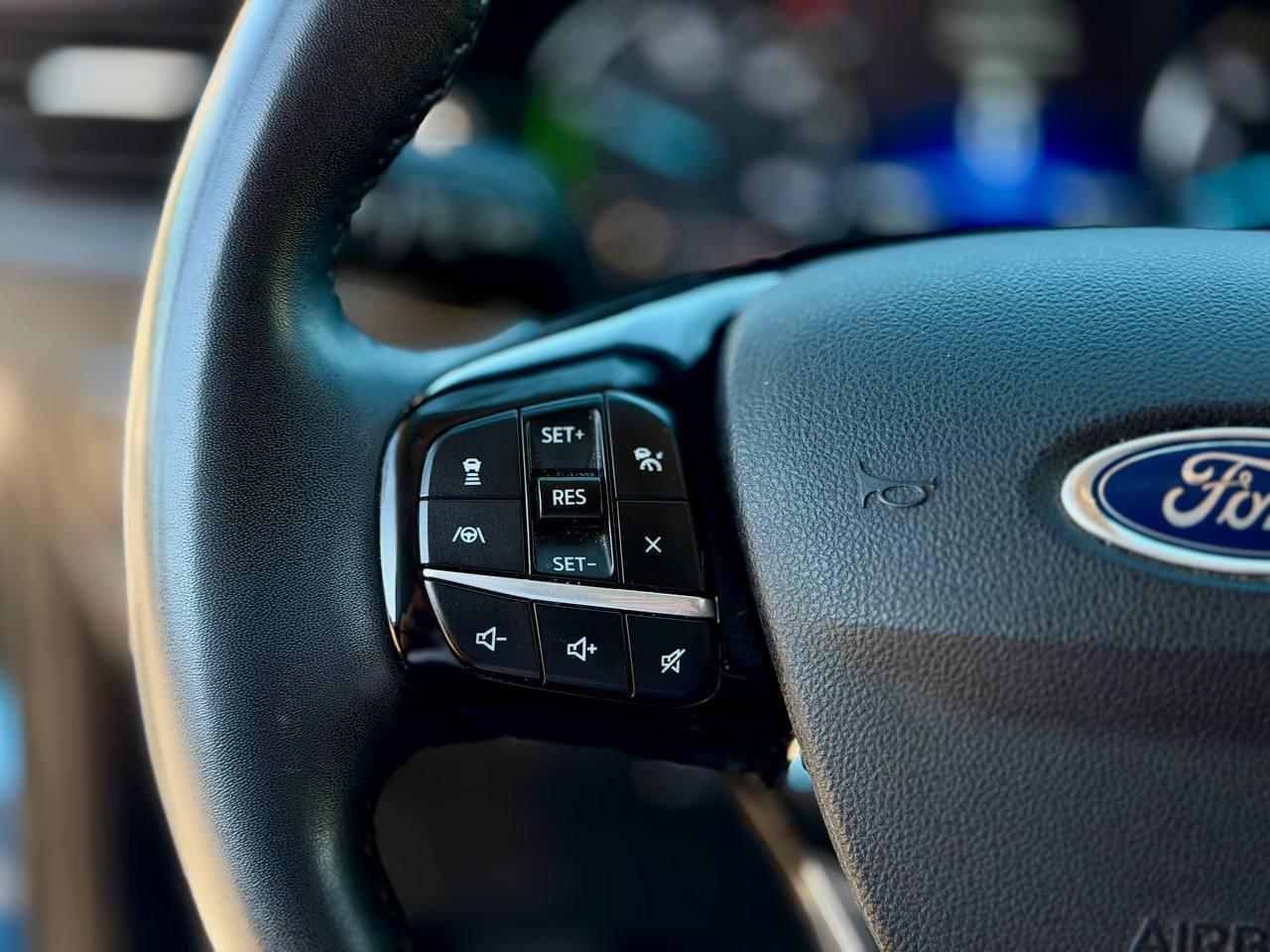 Ford Escape Hybrid SE 2022