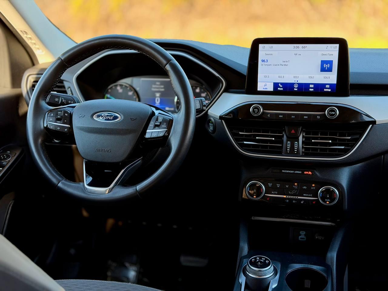 Ford Escape Hybrid SE 2022