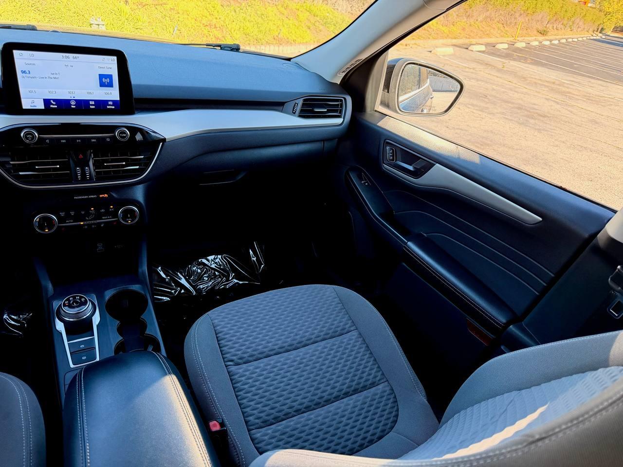 Ford Escape Hybrid SE 2022