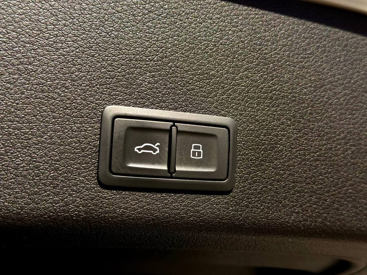 Audi E-Tron Prestige quattro 2019