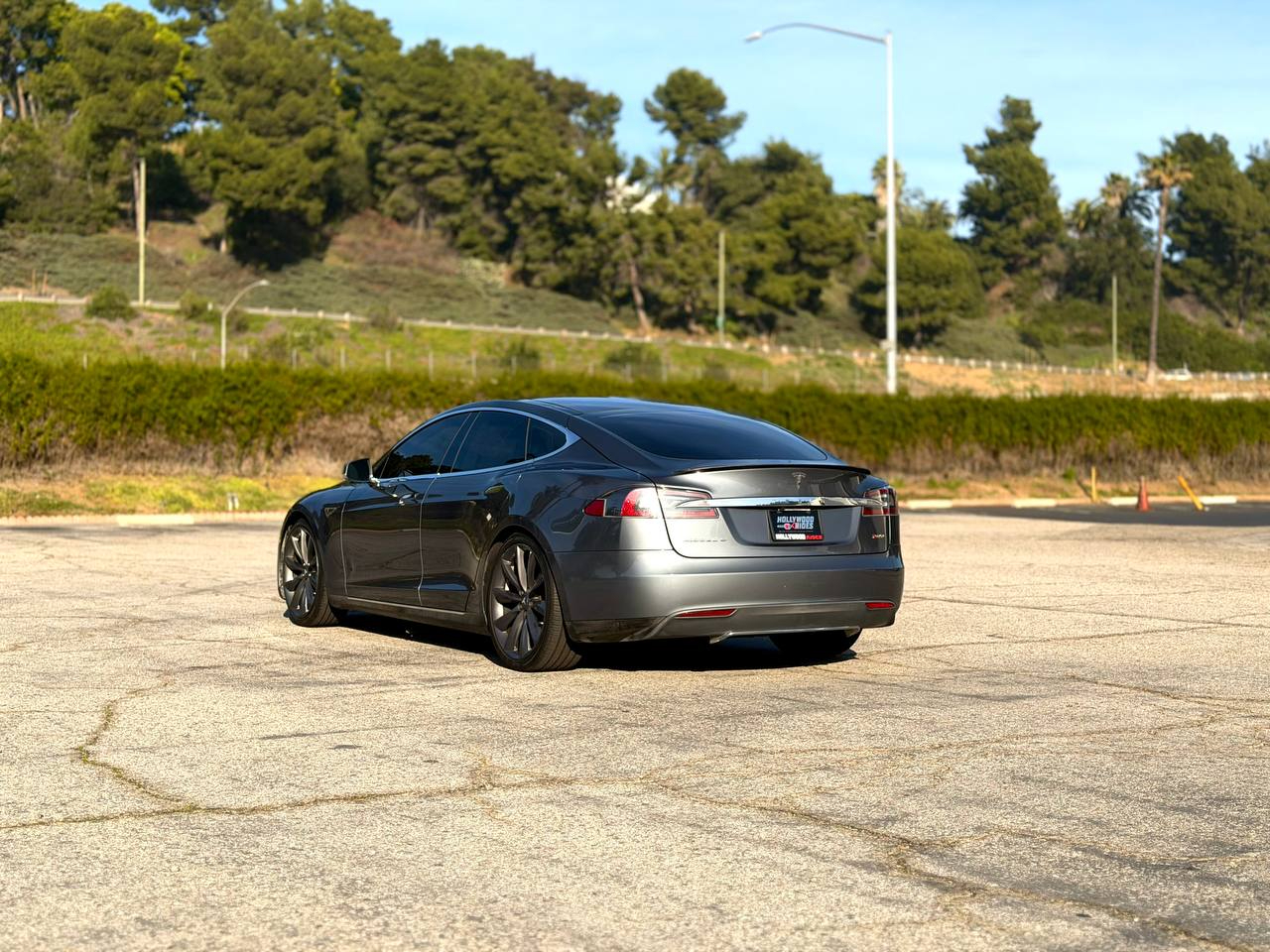 Tesla Model S  2013