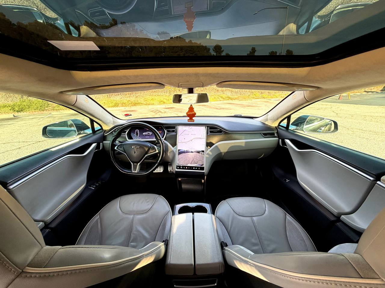 Tesla Model S  2013