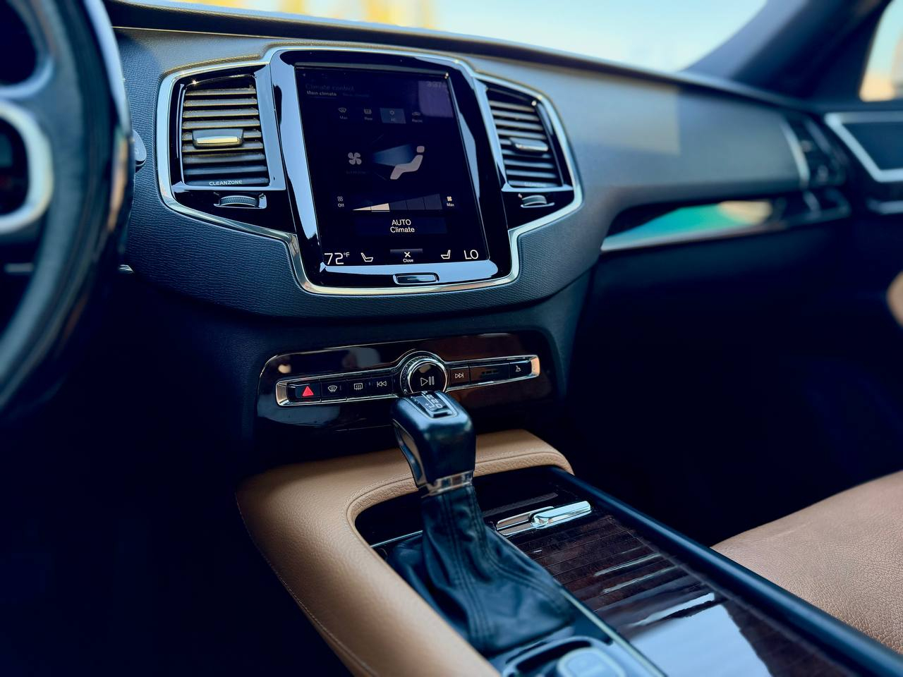 Volvo XC90 T6 Momentum 2016