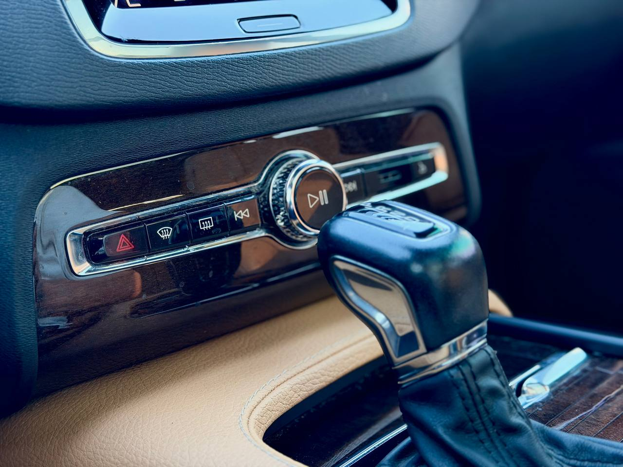 Volvo XC90 T6 Momentum 2016