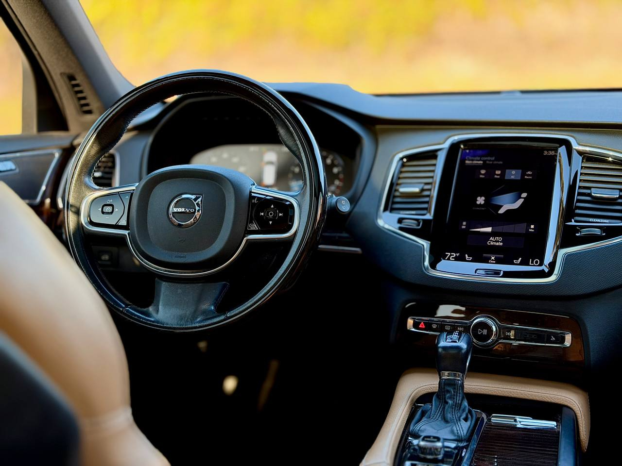 Volvo XC90 T6 Momentum 2016