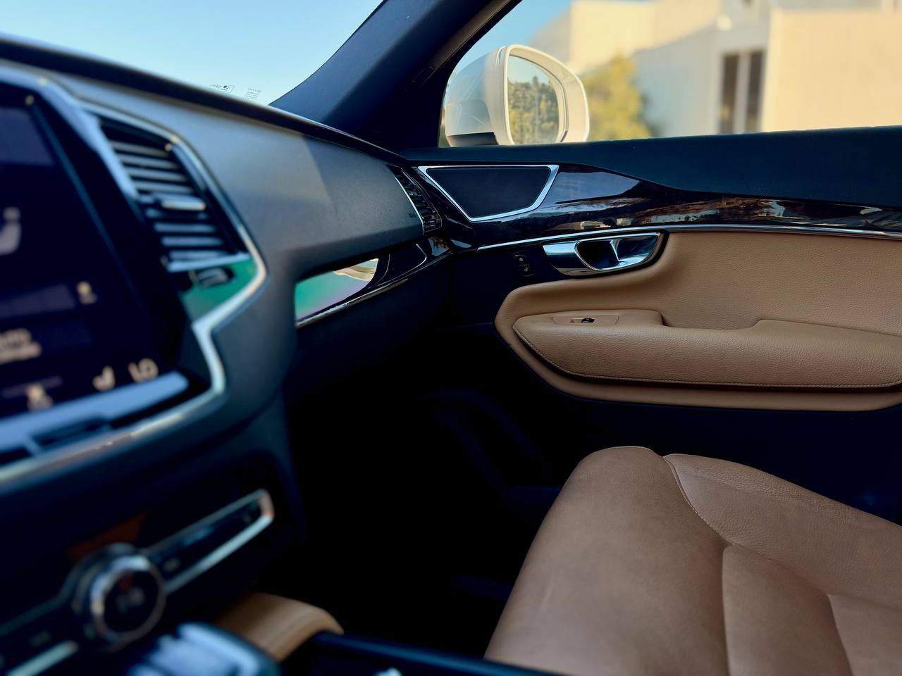 Volvo XC90 T6 Momentum 2016