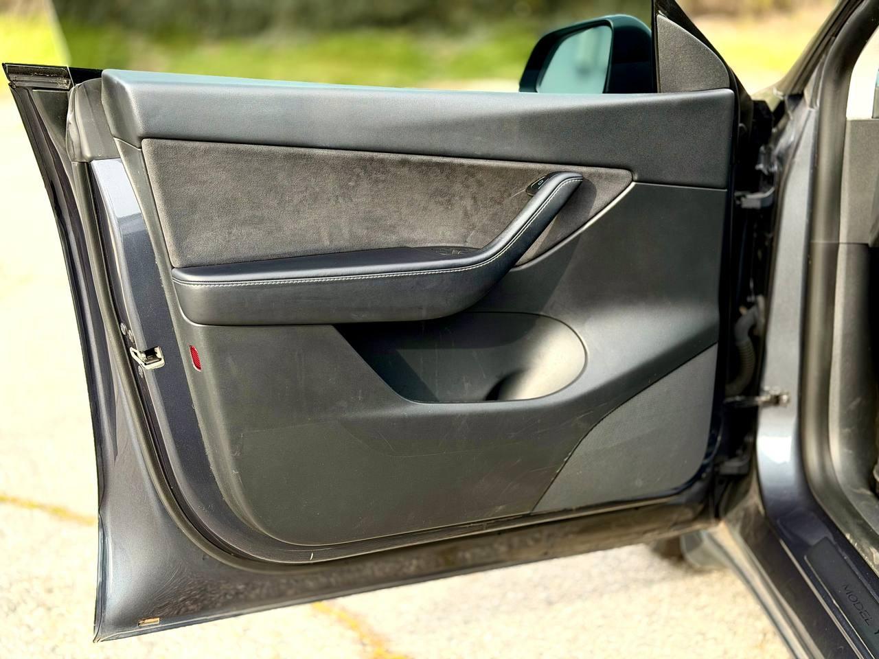 Tesla Model Y Long Range 2021