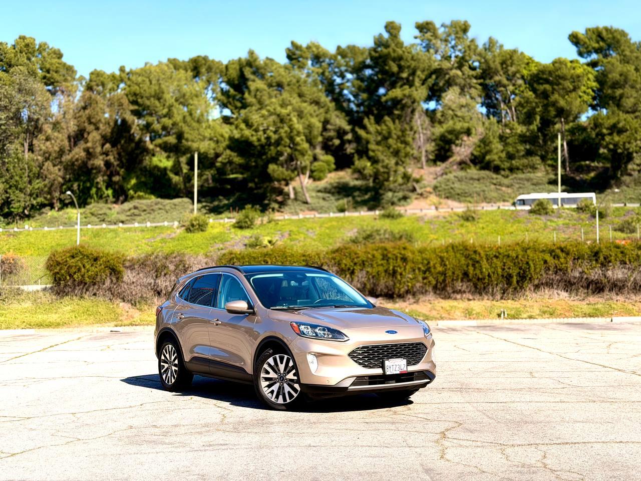 Ford Escape Hybrid Titanium 2021