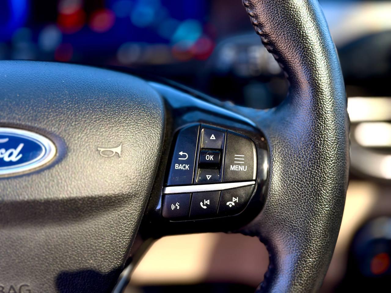 Ford Escape Hybrid Titanium 2021