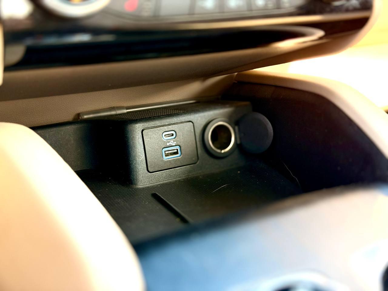 Ford Escape Hybrid Titanium 2021