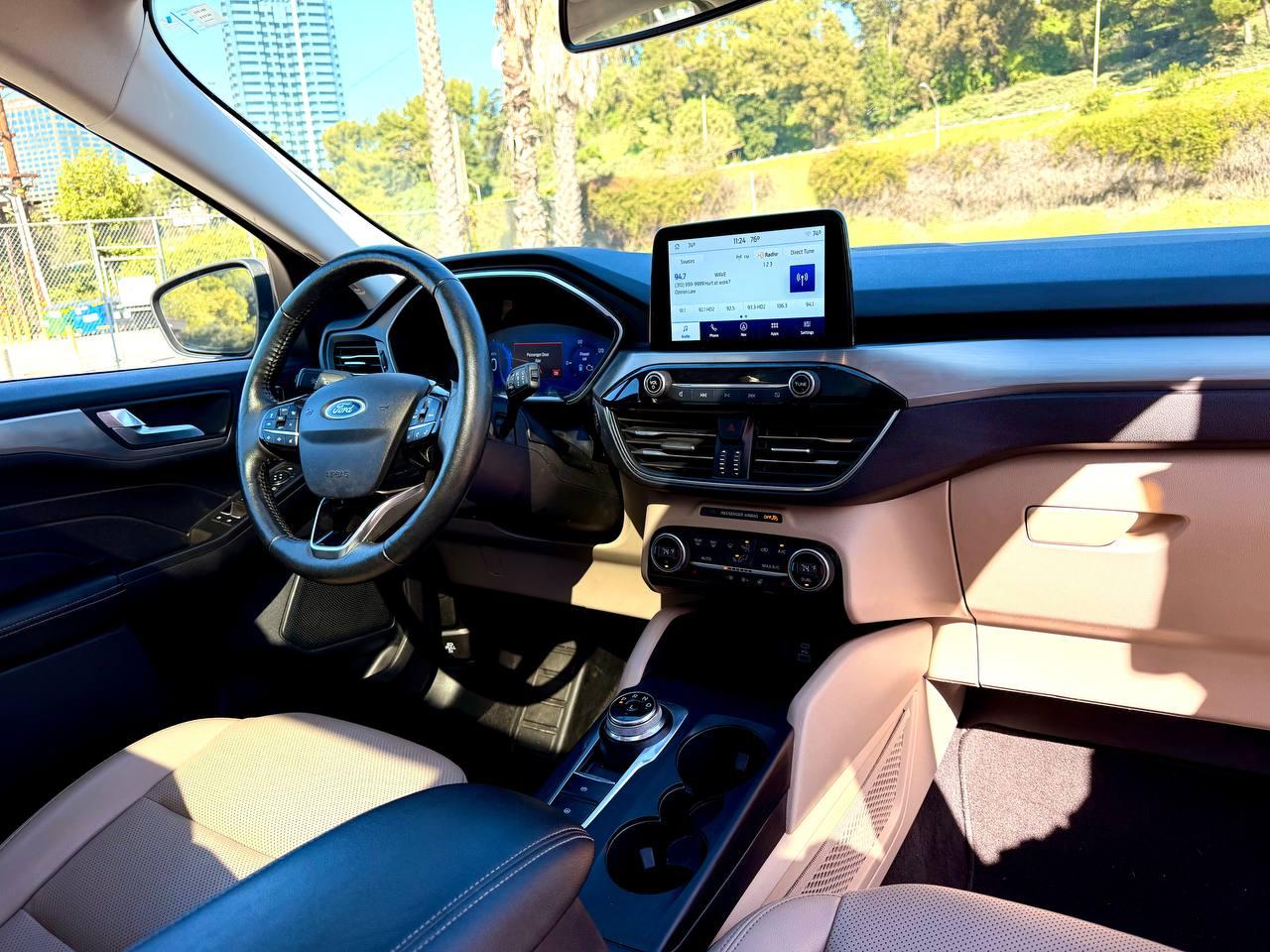 Ford Escape Hybrid Titanium 2021