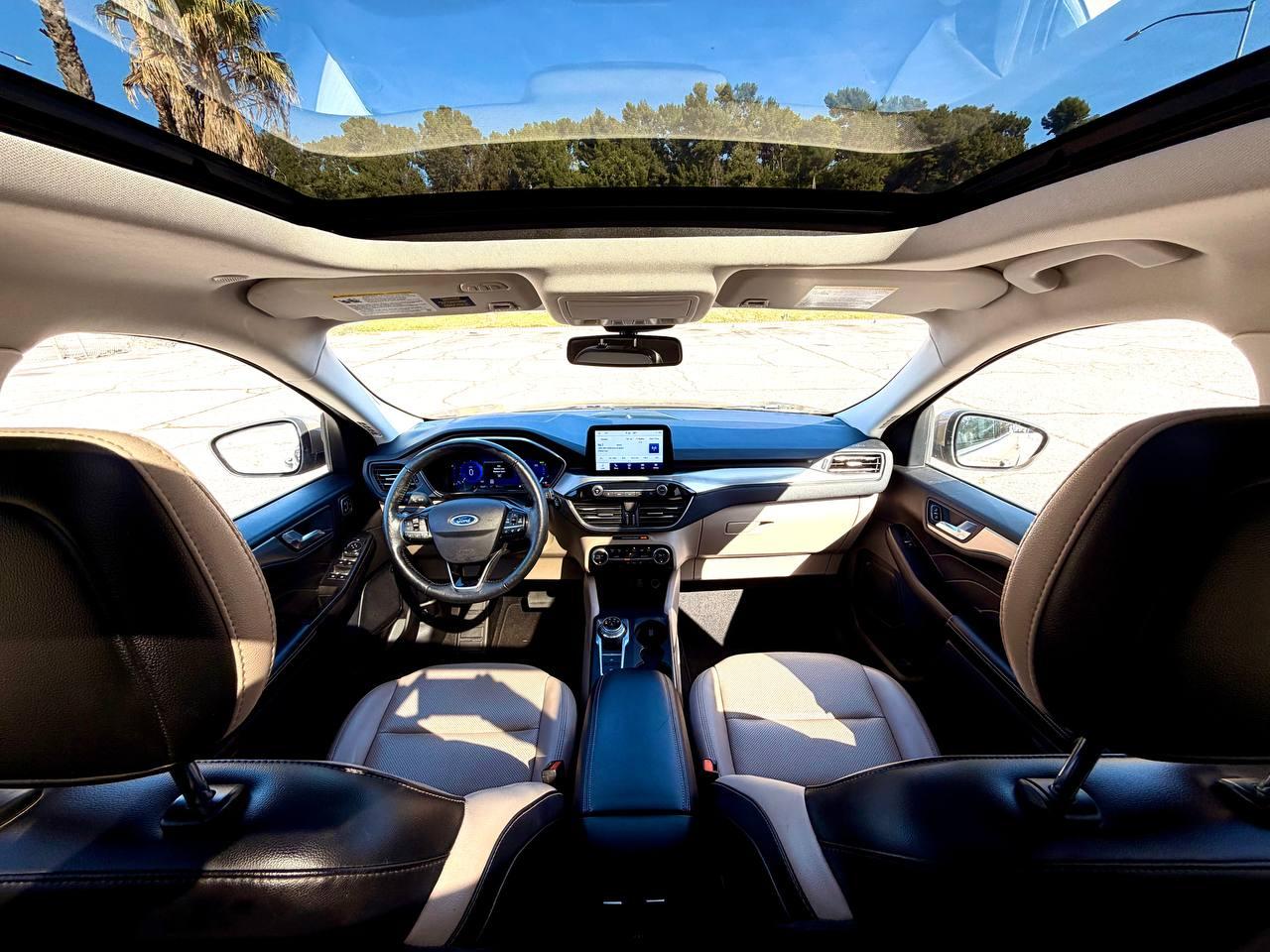 Ford Escape Hybrid Titanium 2021