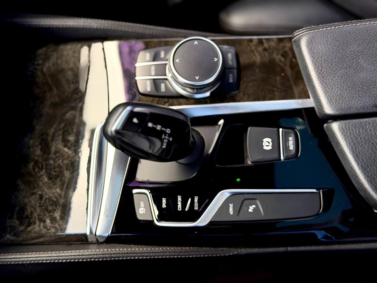 BMW 5-Series 530e iPerformance 2018