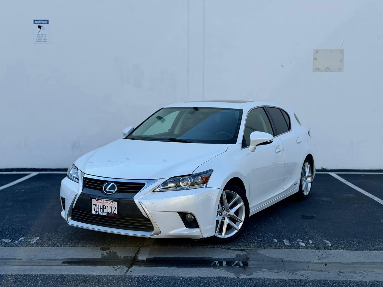 2015 Lexus CT Base