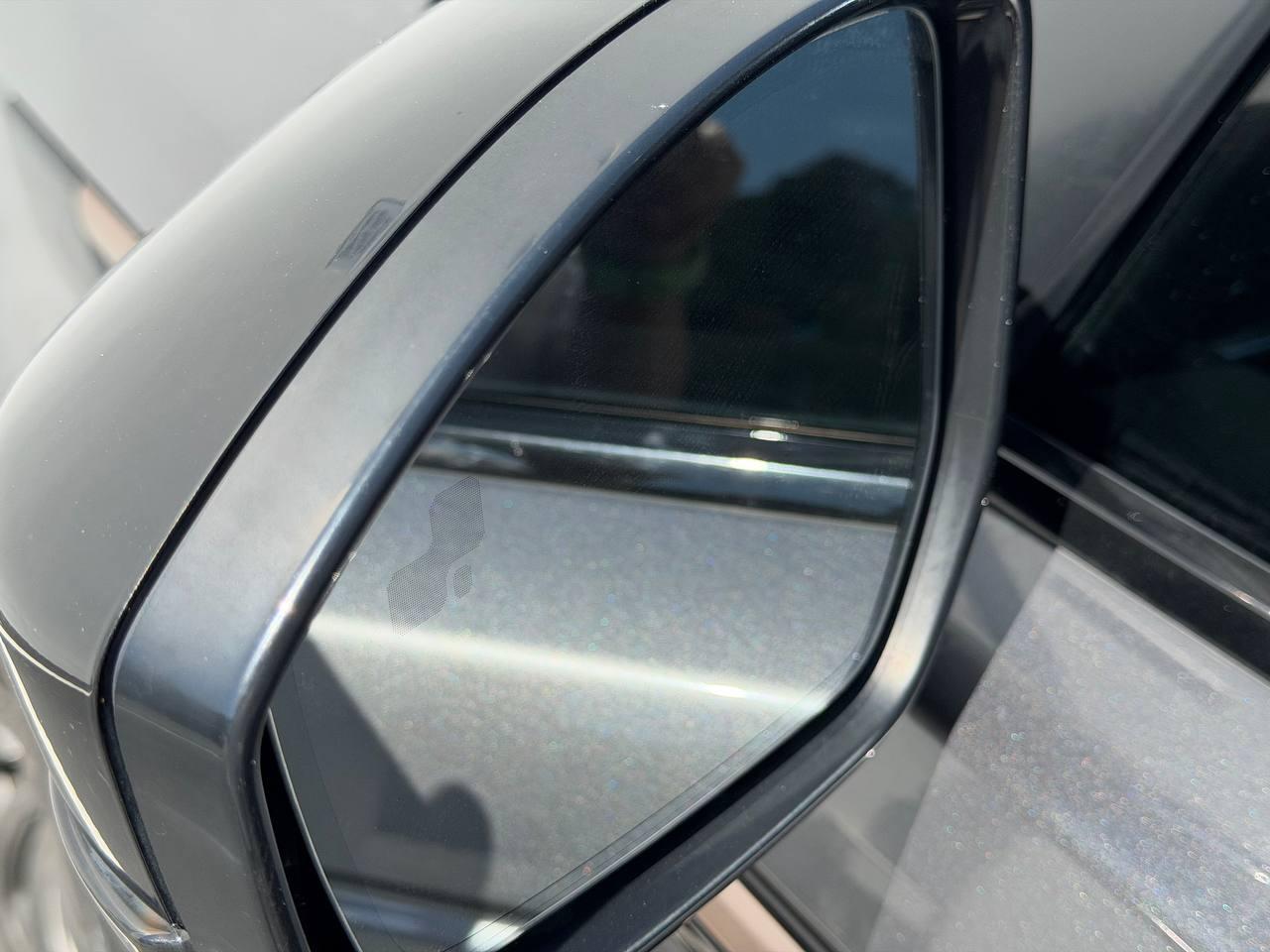 Land Rover Range Rover Velar R-Dynamic SE 2018