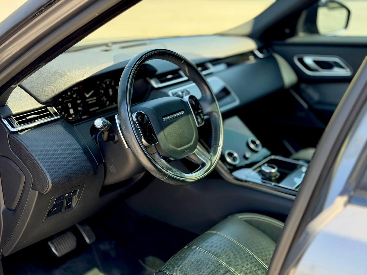 Land Rover Range Rover Velar R-Dynamic SE 2018