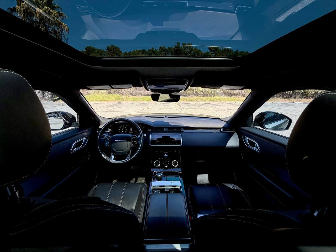 Land Rover Range Rover Velar R-Dynamic SE 2018