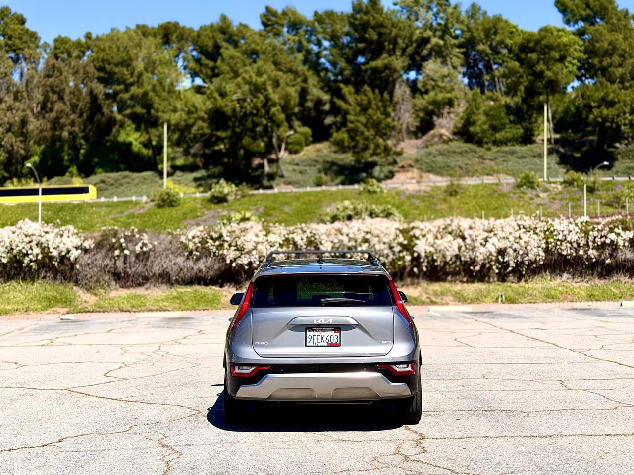 Kia Niro SX Touring 2023