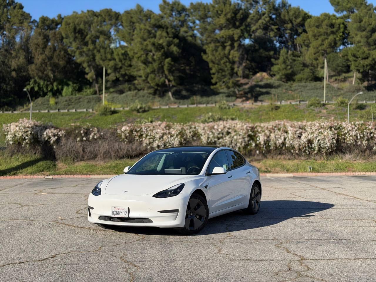 2021 Tesla Model 3 Base