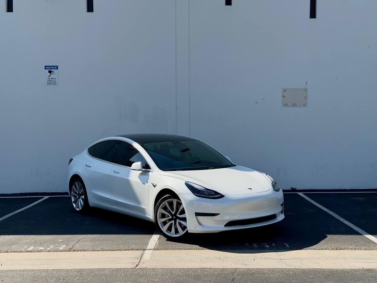 Tesla Model 3 Standard Range Plus 2019