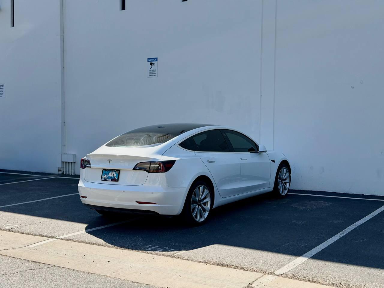 Tesla Model 3 Standard Range Plus 2019