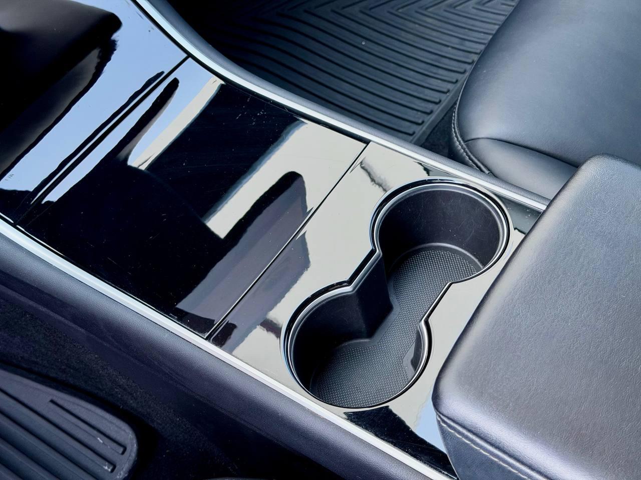 Tesla Model 3 Standard Range Plus 2019