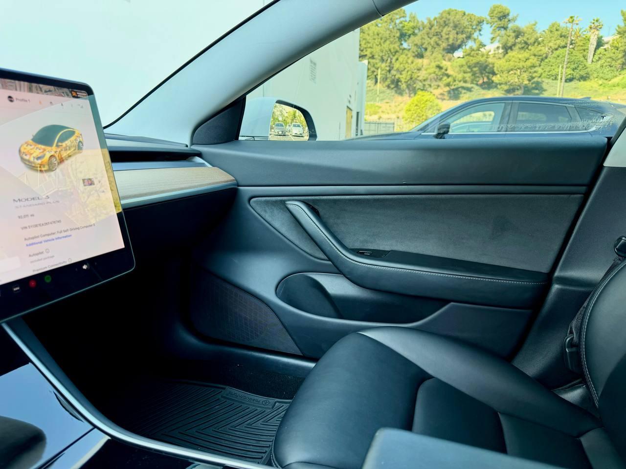 Tesla Model 3 Standard Range Plus 2019