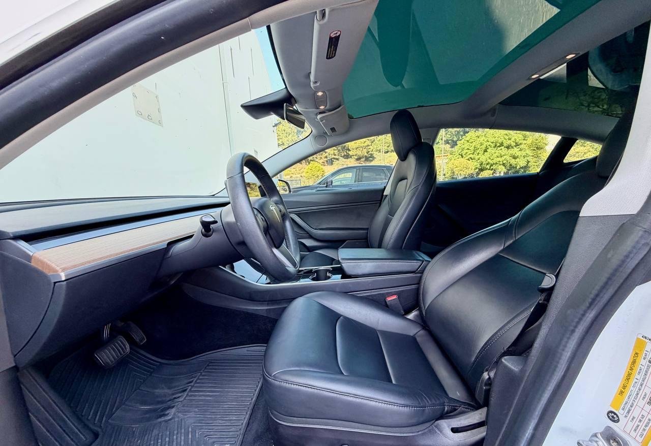 Tesla Model 3 Standard Range Plus 2019