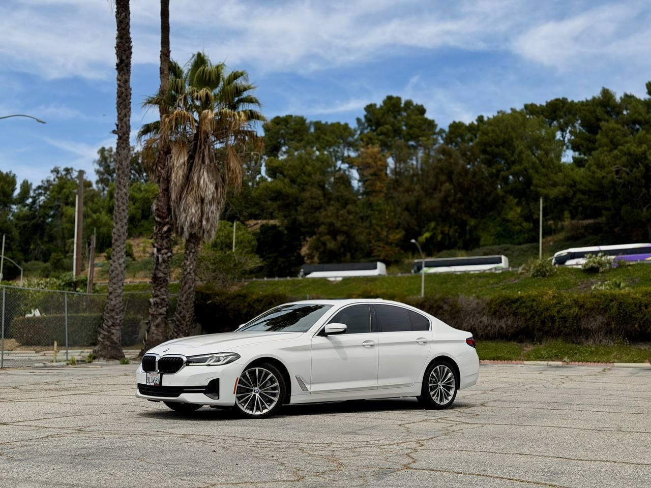 BMW 5-Series 530i 2021