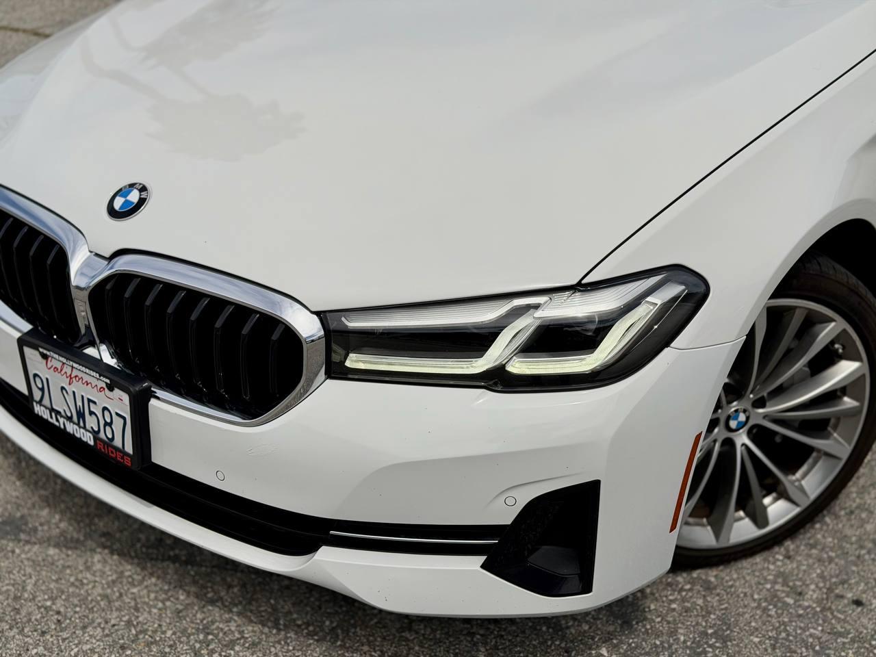 BMW 5-Series 530i 2021