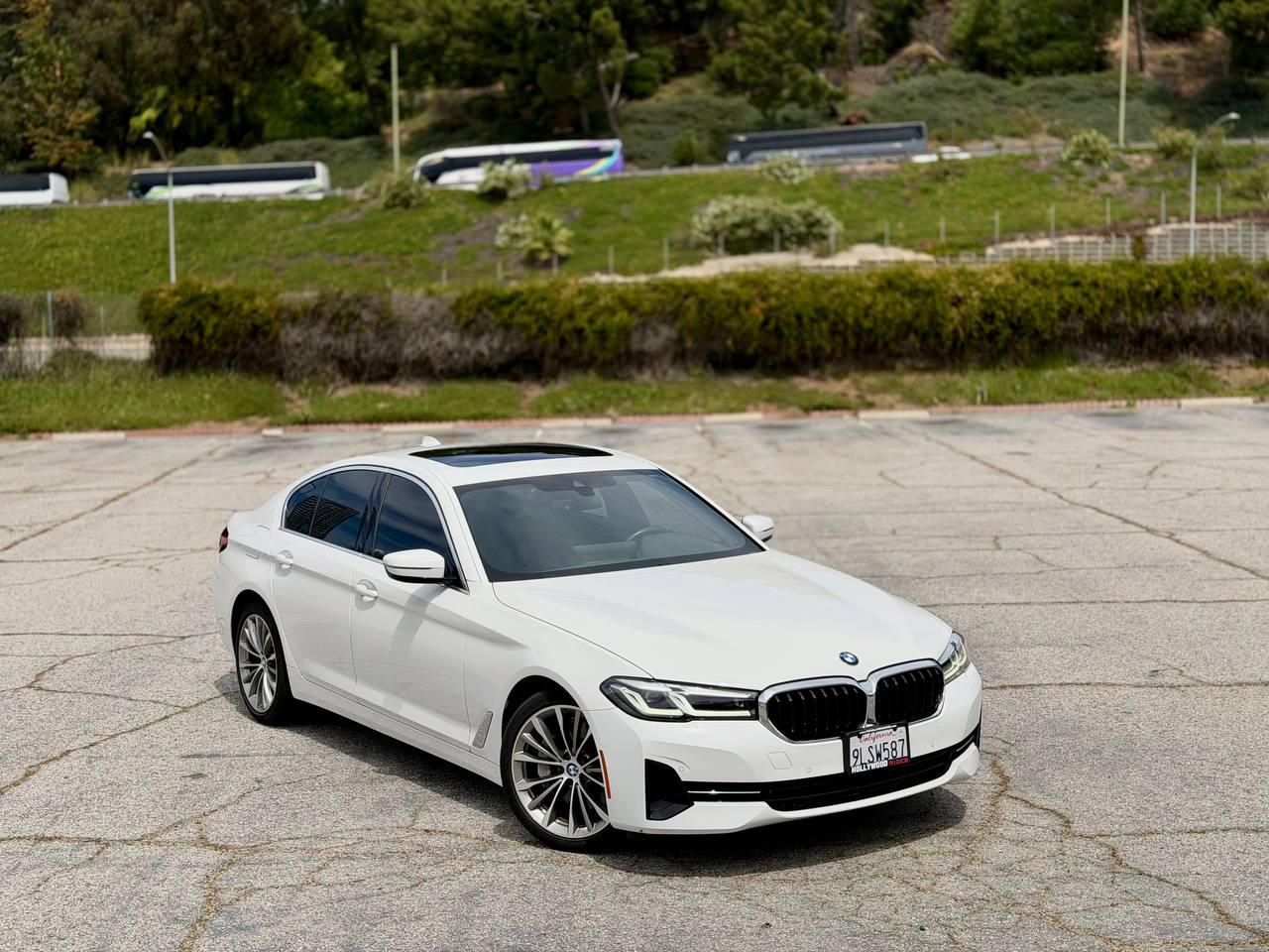 BMW 5-Series 530i 2021