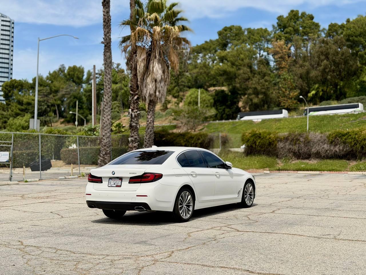 BMW 5-Series 530i 2021