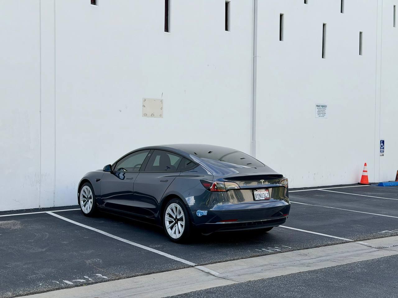 Tesla Model 3 Standard Range Plus 2021