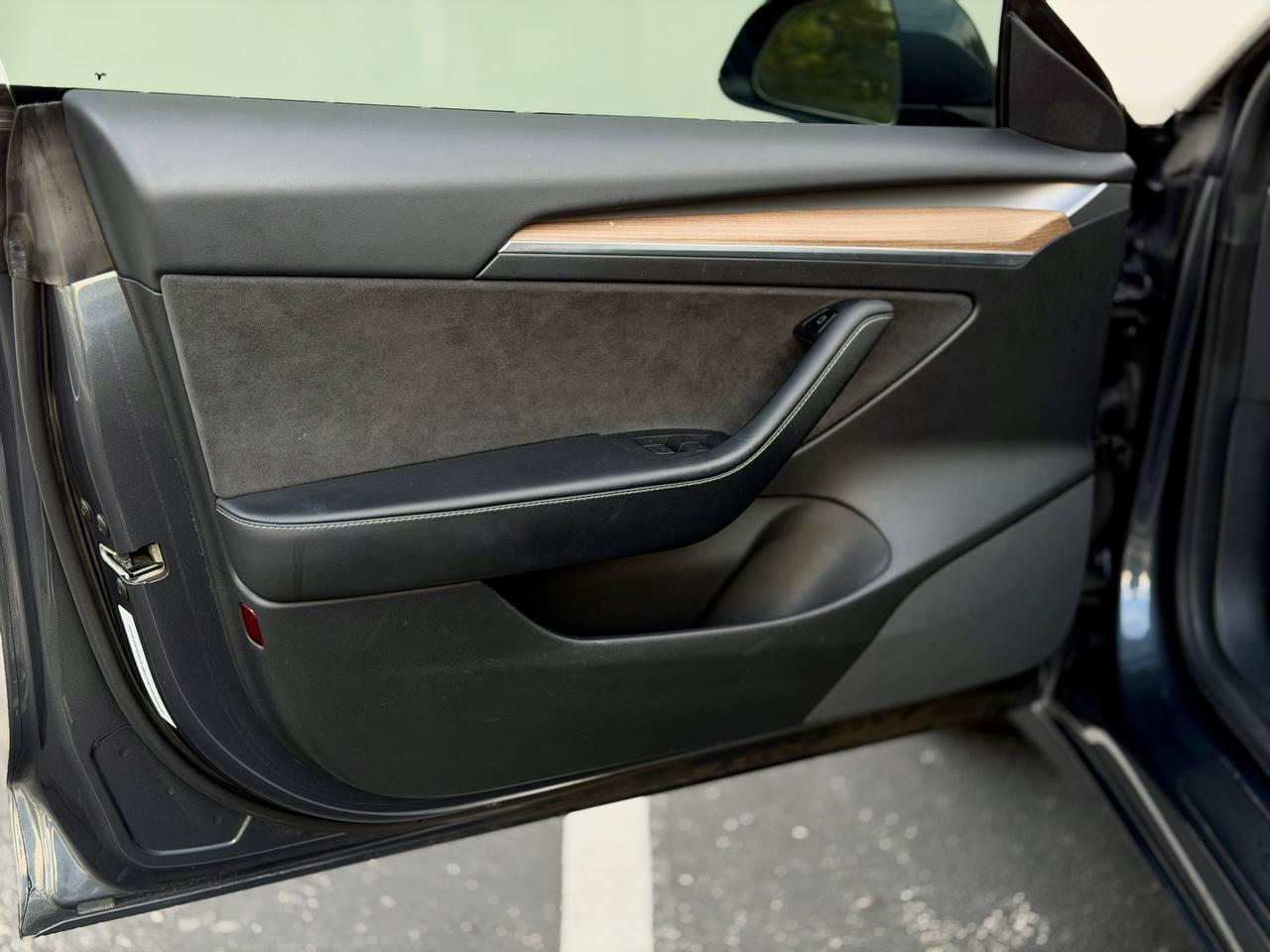 Tesla Model 3 Standard Range Plus 2021