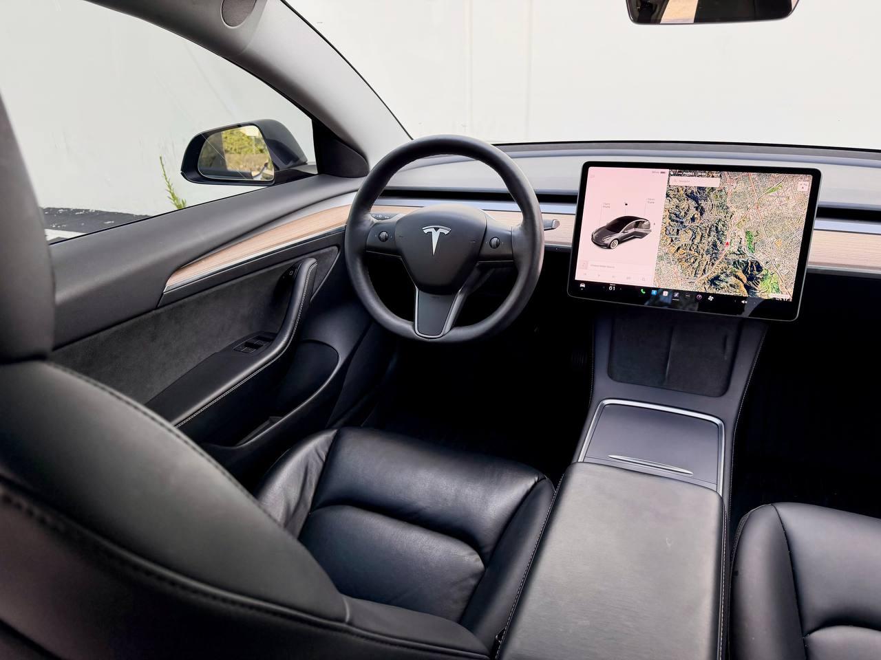 Tesla Model 3 Standard Range Plus 2021