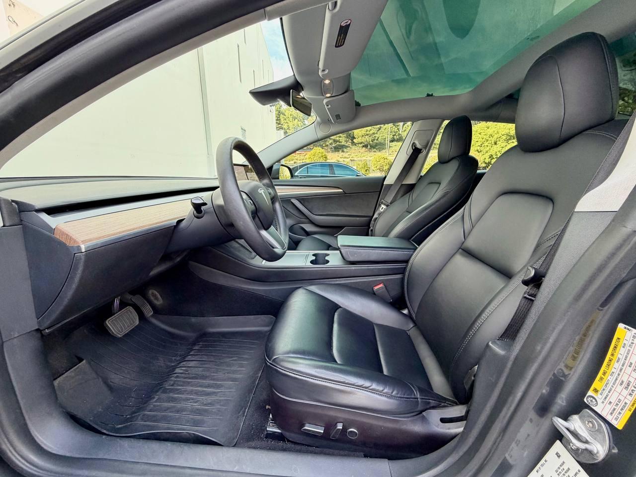 Tesla Model 3 Standard Range Plus 2021