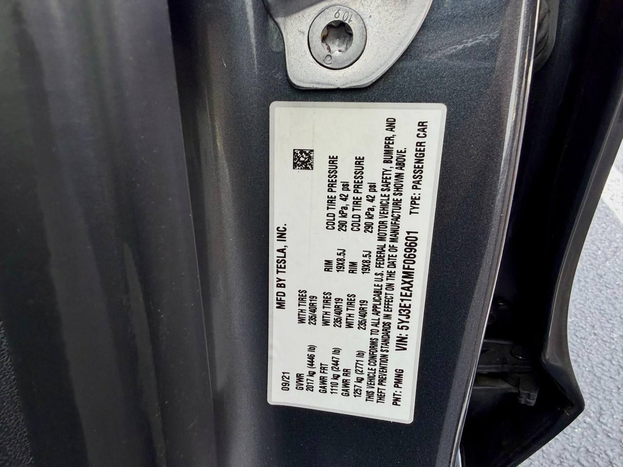 Tesla Model 3 Standard Range Plus 2021