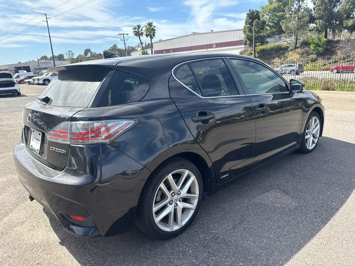 Lexus CT 200h Base 2014