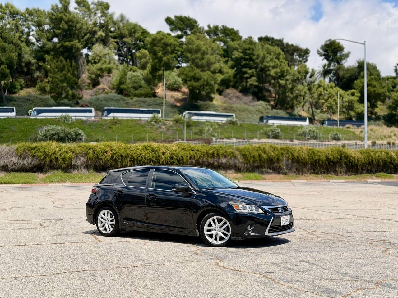 Lexus CT 200h Base 2014