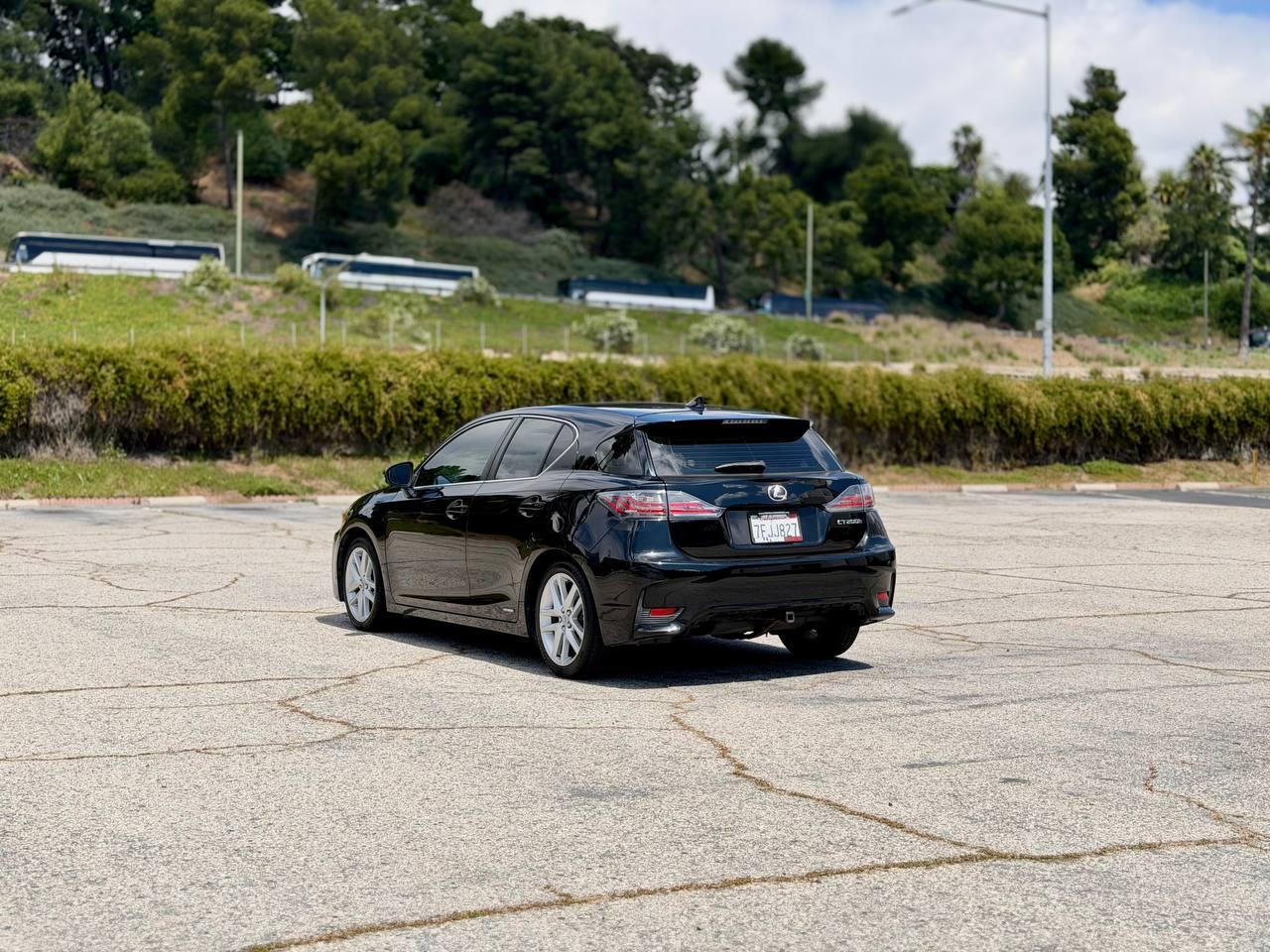 Lexus CT 200h Base 2014