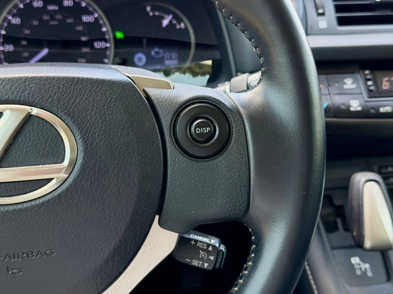 Lexus CT 200h Base 2014