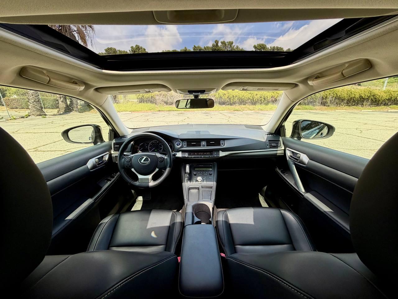 Lexus CT 200h Base 2014