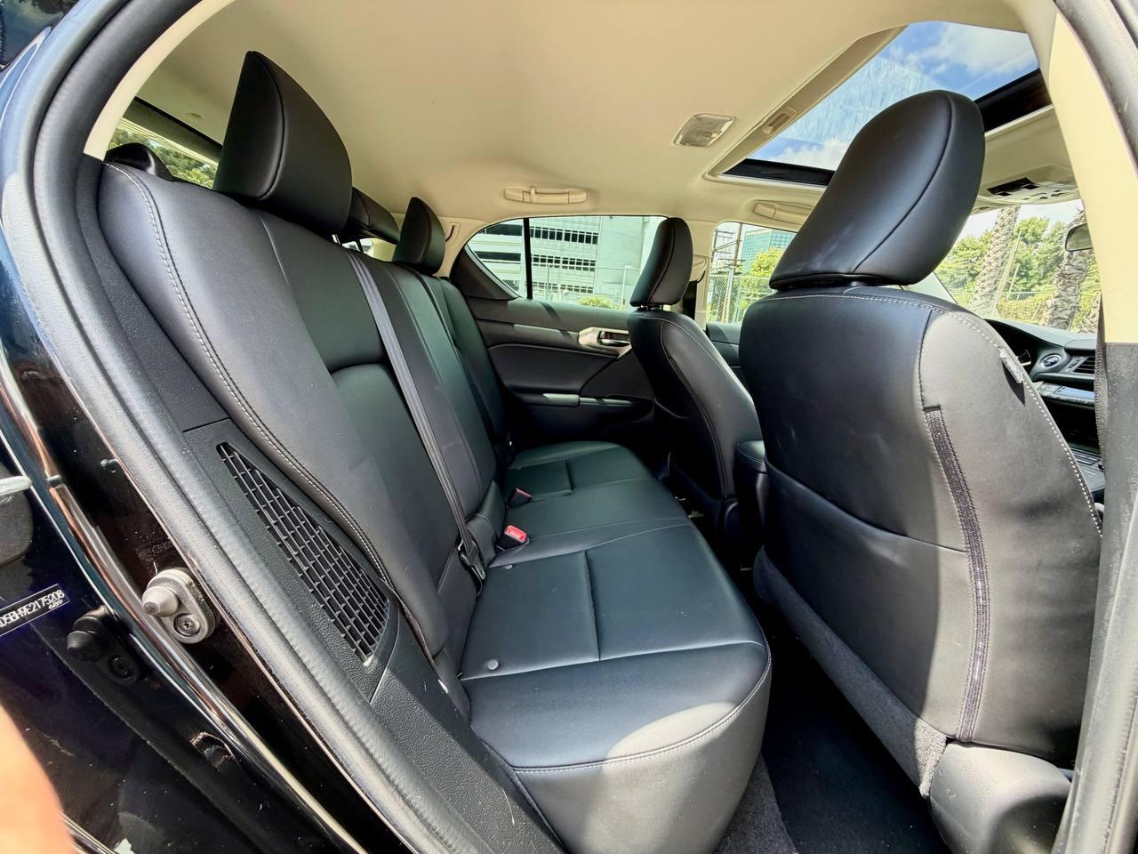 Lexus CT 200h Base 2014